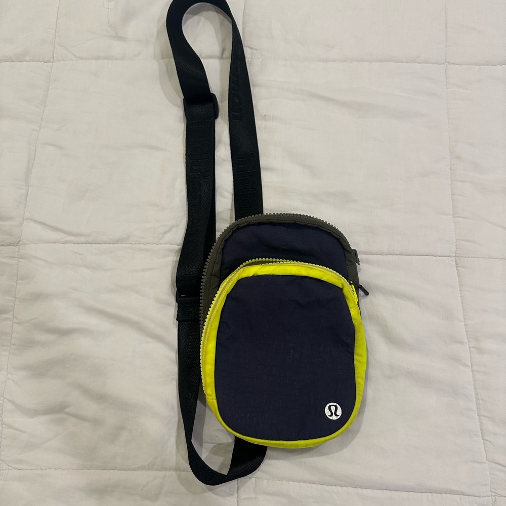 lululemon athletica navy and Yellow Belt Bag